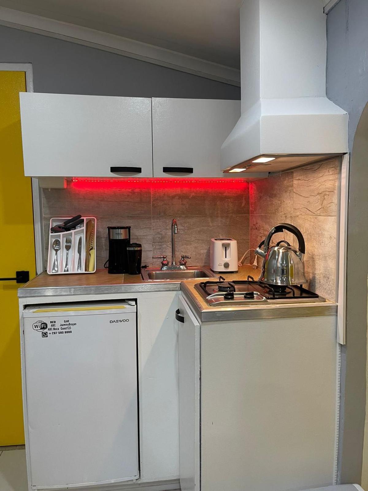 Jazmin'S Apartment Οράνχεσταντ Εξωτερικό φωτογραφία